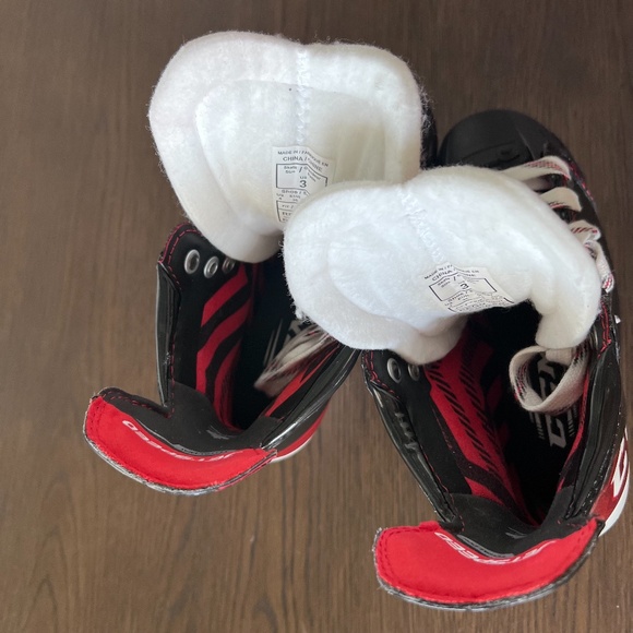 CCM Jetspeed Vibe Junior Ice Hockey Skates Size 3 Regular - Picture 6 of 16